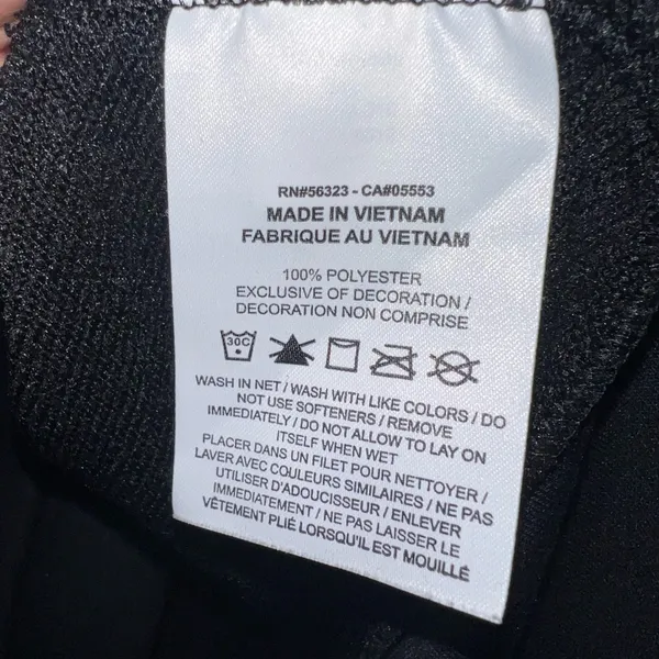 Nike Black Boxy Sweatshirt with Gray Sleeve Detail‎ - Image 5