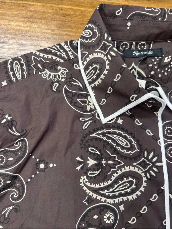 Madewell The Signature Y-Neck Shirt Chocolate Plum Bandana Print Size Medium NWT - Image 10