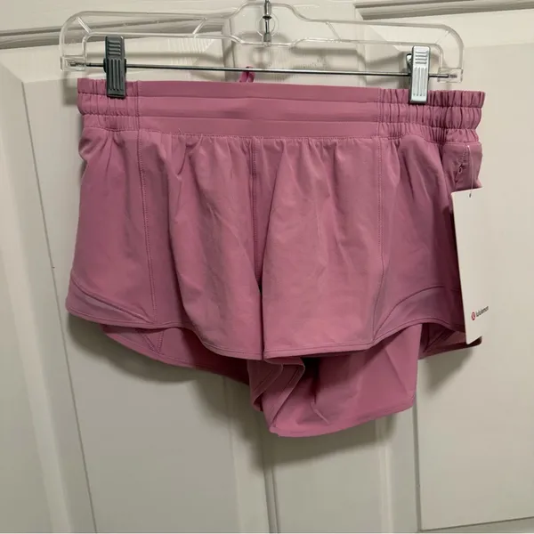 Lululemon Hotty Hot Low-Rise Lined Short 2.5" Pink Frosting Size 10 - Image 3