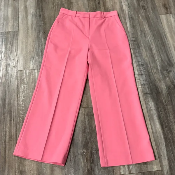 Zara NWT pink cropped pant medium Waist 15 Rise 12 Inseam 26 Leg opening 10.5 - Image 2