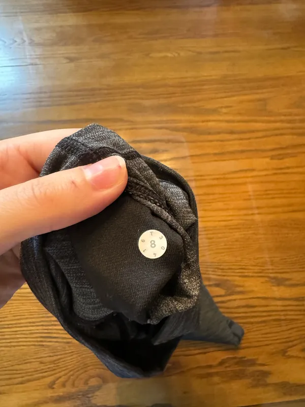 Gray Lululemon leggings size 8  - Image 2