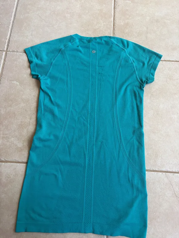 Lululemon Swiftly Tech - Image 2