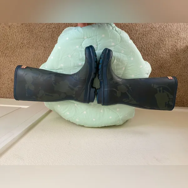 RARE HUNTER Disney Mary Poppins Boots Womens size 5 - Image 4