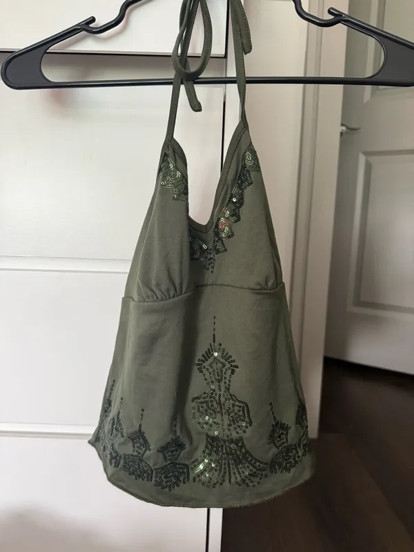 Whimsy sparkly green top - Image 2