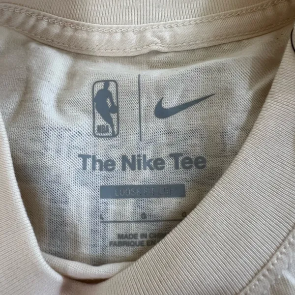 NWT NIKE Golden State Warriors Courtside NBA Boxy Tee - Image 4