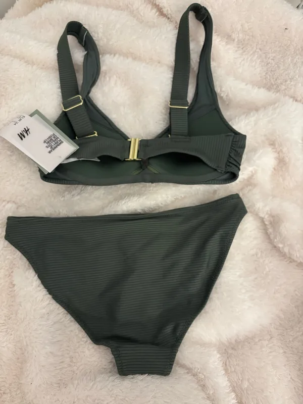 NWT H&M Green Bikini Set Size 2 - Image 2
