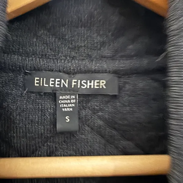 Eileen Fisher‎ Quilted Merino Wool Button Mock Neck Vest Gray Small - Image 4