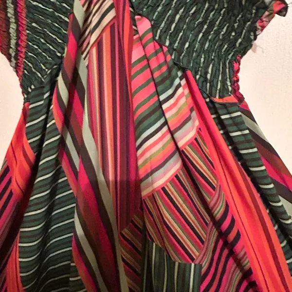 Beautiful off the shoulder (summer/100% polyester) Maxi Dress Size 2X.no brand. - Image 6