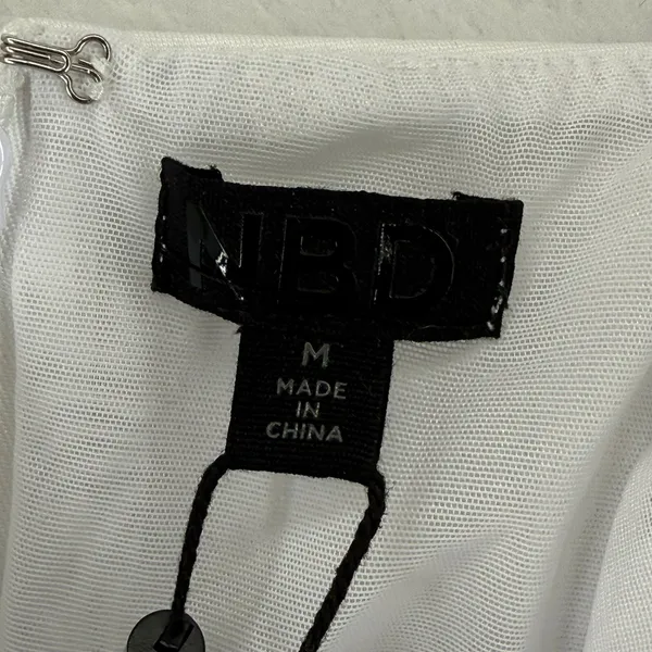 NWT NBD‎ White Bodycon Mini Dress Spaghetti Strap Slit Size M READ - Image 2