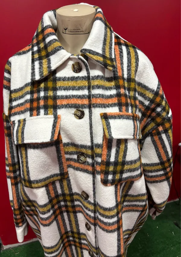 Oversized Bold Plaid Wool - Image 5