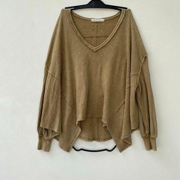 We The Free Free People XS Brown Waffle Knit Oversized V Neck Thermal Top - Image 2