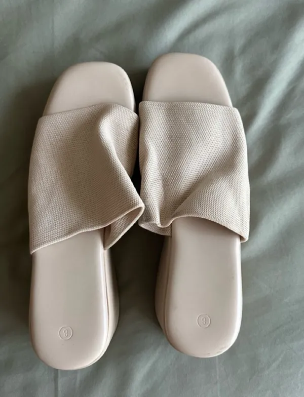 Amazon Beige Wedge Platform Slides - Image 2