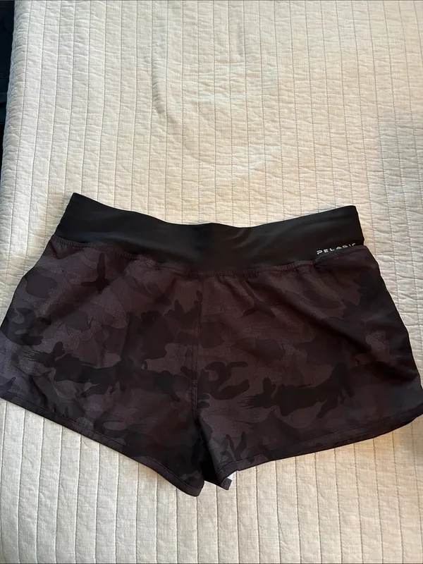 Pelagic women’s Pez Vela-Fishing black brown grey outdoor hike Camo Shorts‎ XL - Image 7