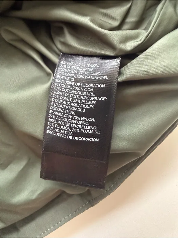 The North Face Forester Size Medium - Image 8