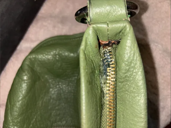 B Makowsky Olive Green Leather Crossbody Silver Hardware With B Hang Tag - Image 15