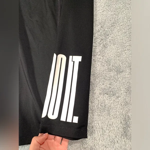 Nike cropped Black Leggings just do it - Image 3
