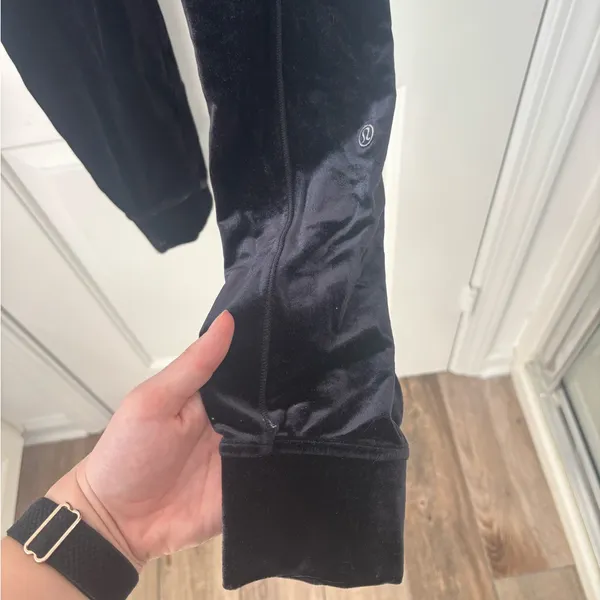 Lululemon Ready to Crush High-Rise Velour Jogger *Full Length black - Image 8