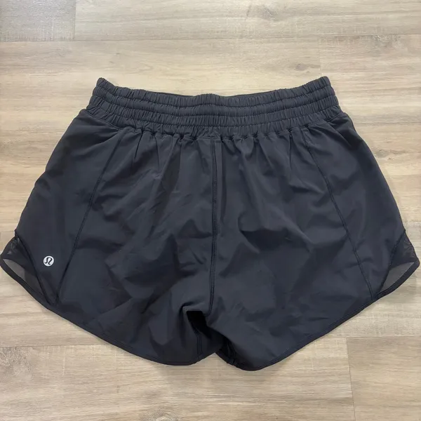 Lululemon Hotty Hot Short High-Rise Long 4" Women Size 6 - Image 3