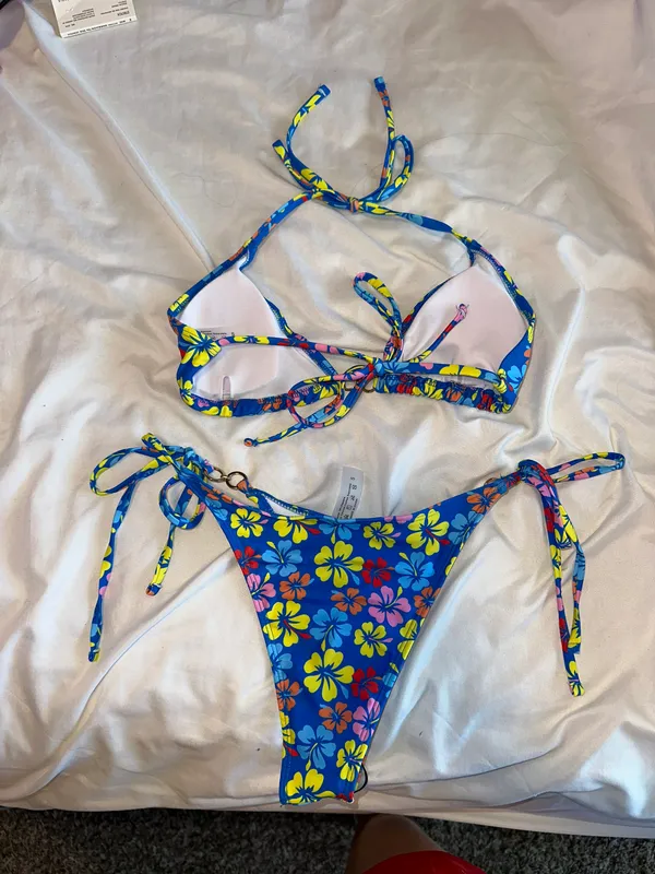 SheIn Triangle Bikini - Image 2