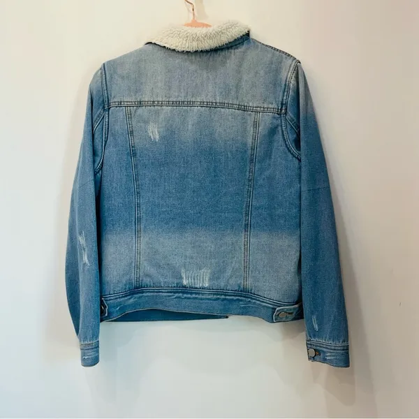 Jade and Ivory denim jean jacket with sherpa size Medium - Image 3