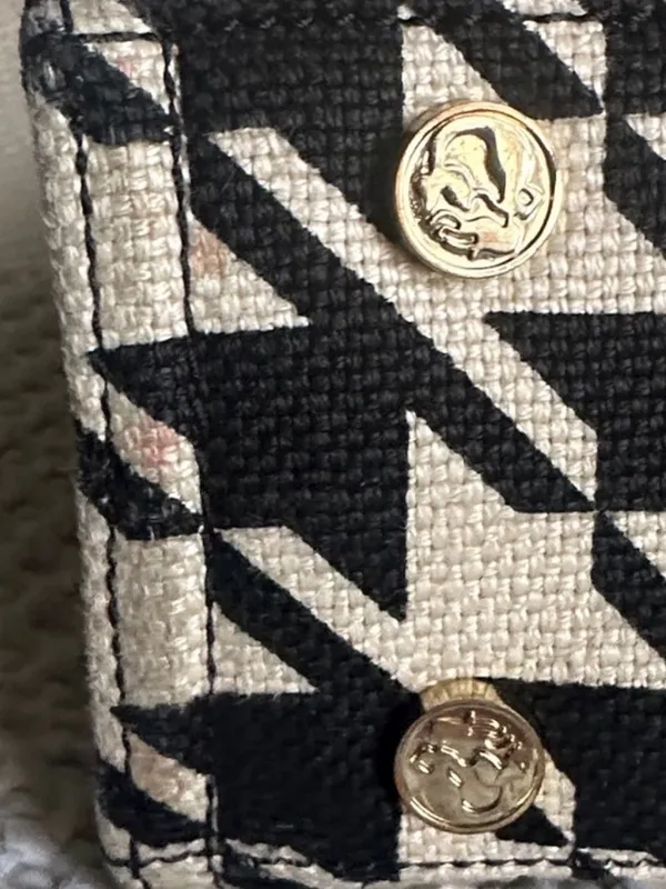 Spartina 449 Black and Cream Houndstooth Tote with Tan Handles - Image 6
