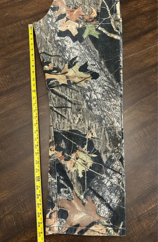 Vintage Diamond Cut Jeans Men’s Mossy Oak Camouflage Size 36x30 - Image 6