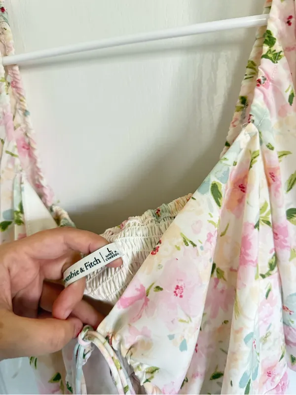 Abercrombie & Fitch NEW Flirty Pink Floral Day Dress - Image 6
