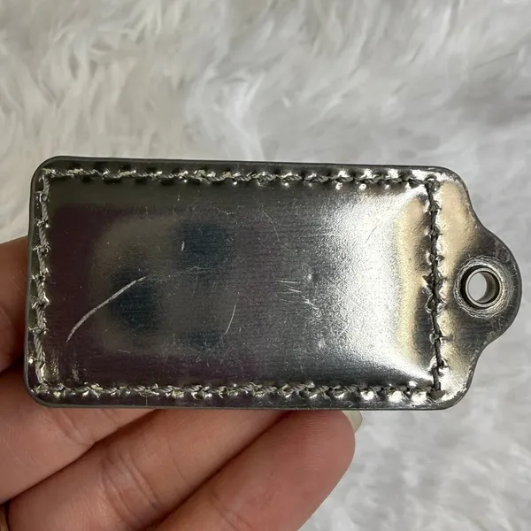 COACH Silver Patent Leather Fob Bag Charm Hang tag Hangtag - Image 2