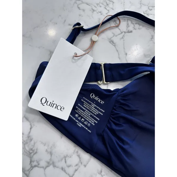 NWT Quince Deep Navy NWT Quince Deep Navy Italian V-Neck Bikini Top Large - Image 5