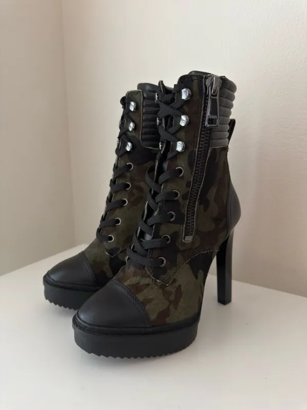 DKNY New Steffi Calf Hair Leather Combat Camo Lace-up Stiletto Bootie 6.5 - Image 10