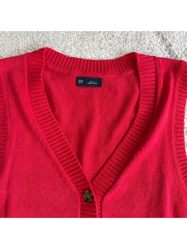 GAP Red Button Front Sweater Vest Preppy Y2K Knit Back-to-School - Image 3
