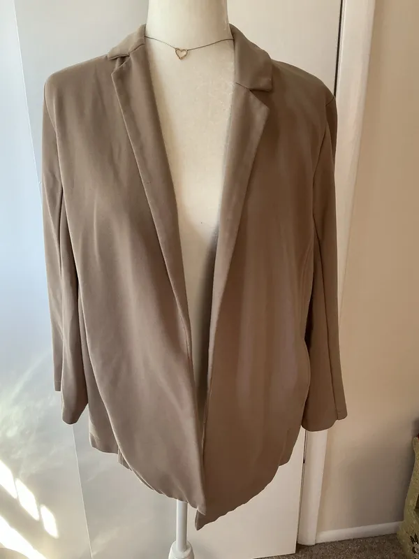 Eileen Fisher Open Front Knit Blazer- Light Camel Brown- Sz S/P - Image 2