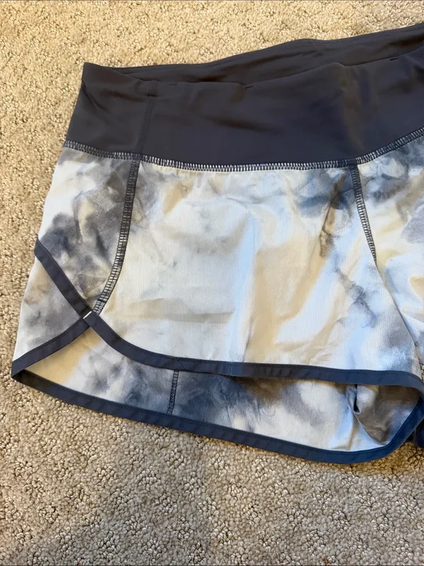 Lululemon Tie-Dye Speed Up 2.5” Performance Running Shorts - Gray/light Gray - Image 2