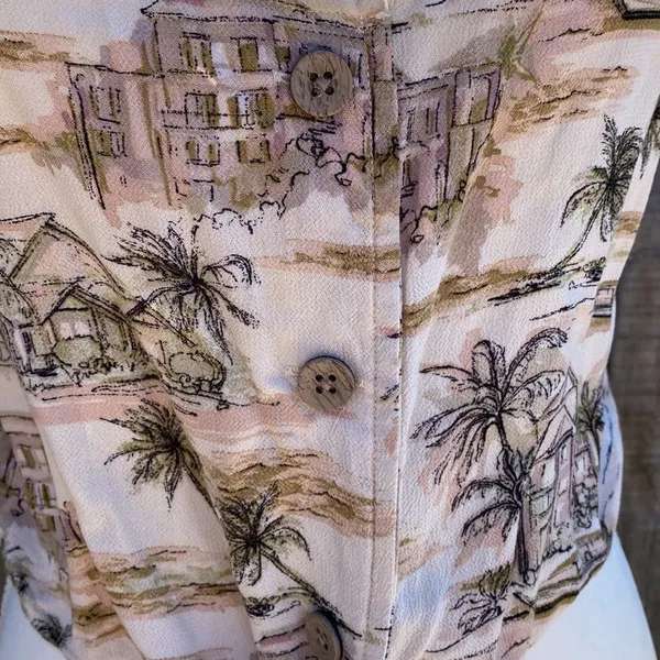 American Eagle Beach Print Faux Button Down Tank Top Size M - Image 4