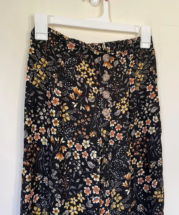 wide leg pants floral button detail boho women’s size XS - Image 4