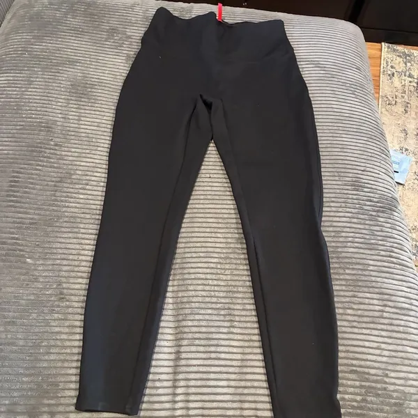 Spanx Ponte Leggings In Black Skinny Leg Pull On Women’s Size Large - Image 2