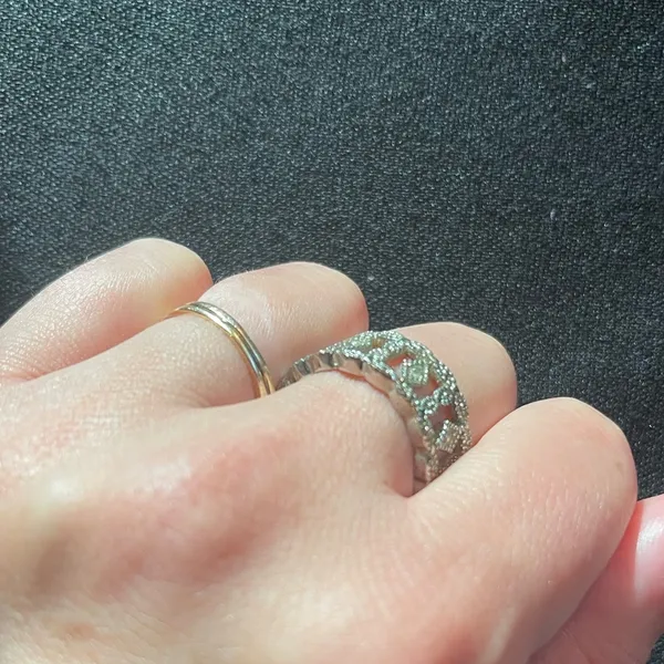 Vintage silver tone ring with rhinestones size 6.5 - Image 5