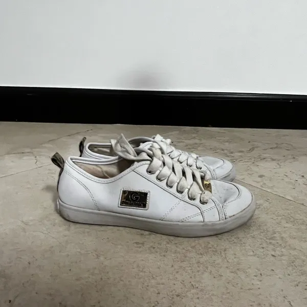White Sneakers with Logo Patch Size 6.5 - Image 2