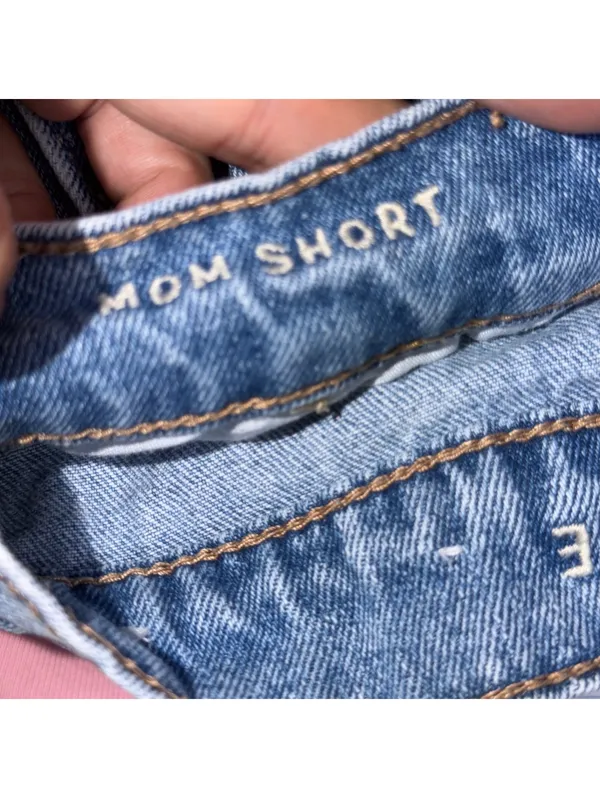 American Eagle Mom Shorts Size 4 High Rise Denim - Image 8