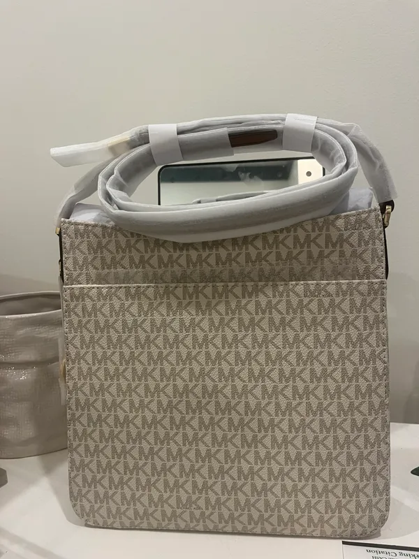 Michael Kors Crossbody Bag - Image 2