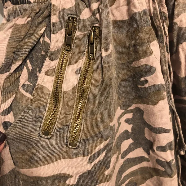 Storia Camo Joggers - Image 3
