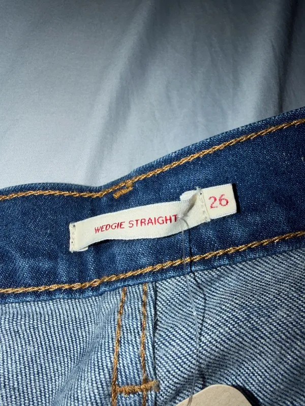 Levi fringe dark wash wedgie straight jeans - Image 4