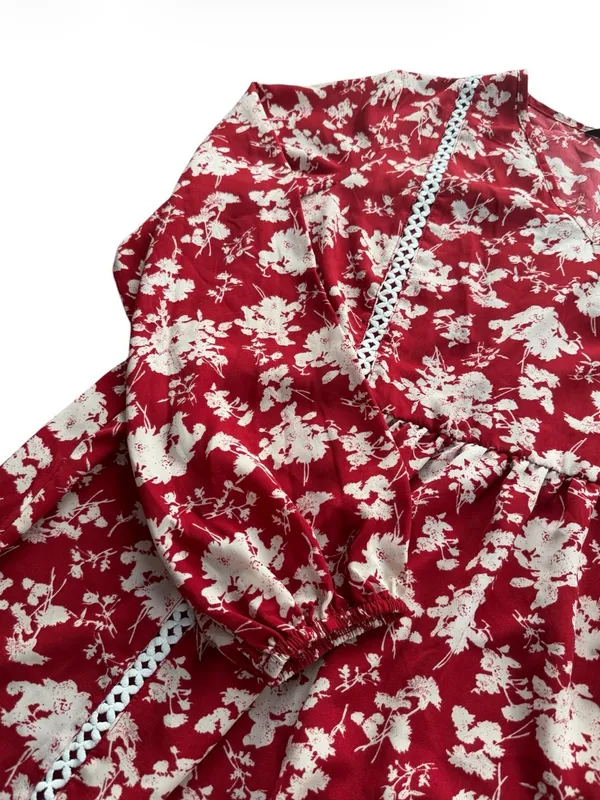 Dokotoo Women Size XL Red Floral Long Sleeve V-Neck Crochet Trim Babydoll Dress - Image 2