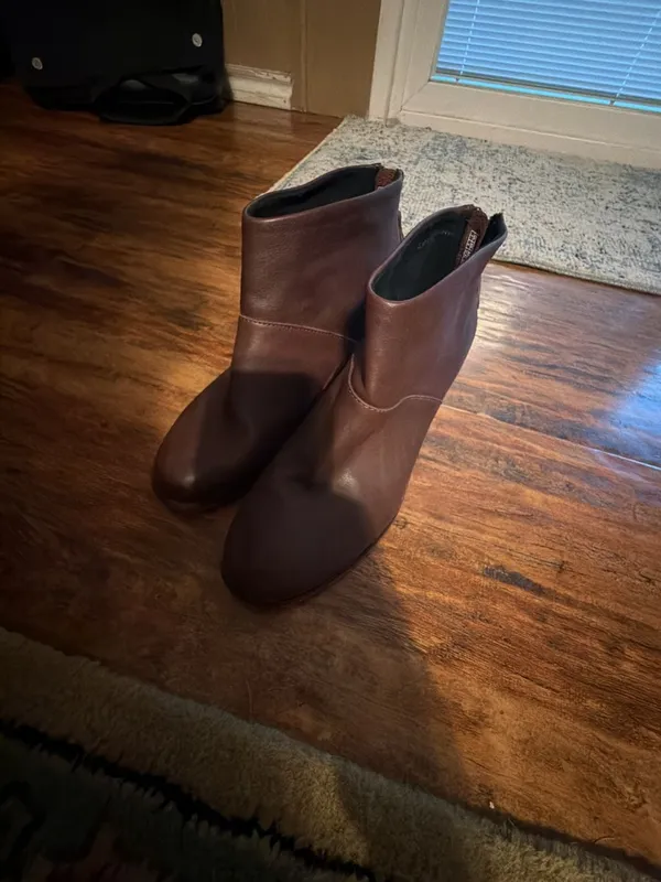 TOMS Carpe Diem Brown Leather Ankle Booties with Tassel Back Zipper - Image 2