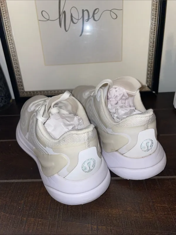 Lululemon Athletica Blissful 2 Women's Sneakers Size 8 - Image 9