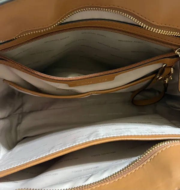 Michael Kors Purse - Image 12
