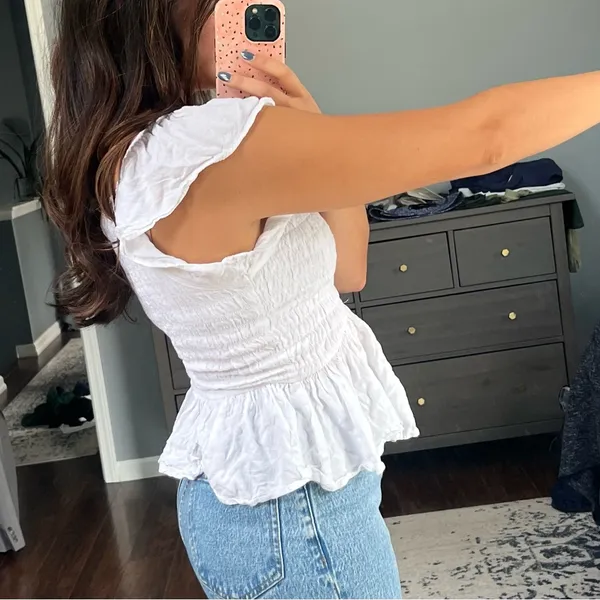 White Ruffled Tank Size M - Image 6