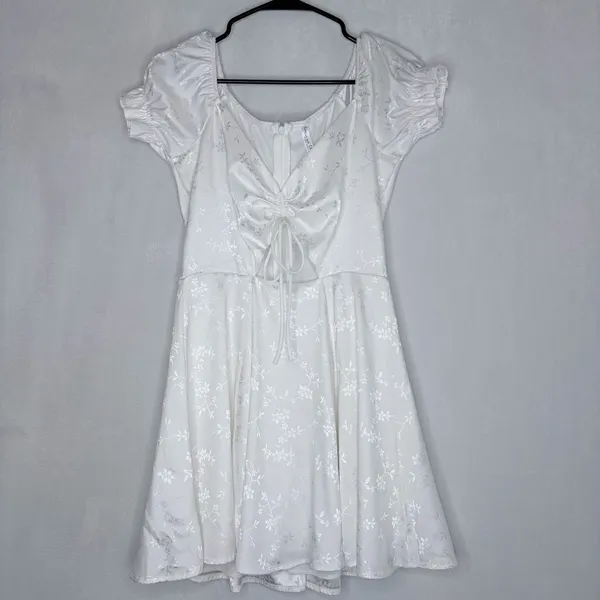 Lucy In The Sky Puff Sleeves White Mini Dress - Image 2