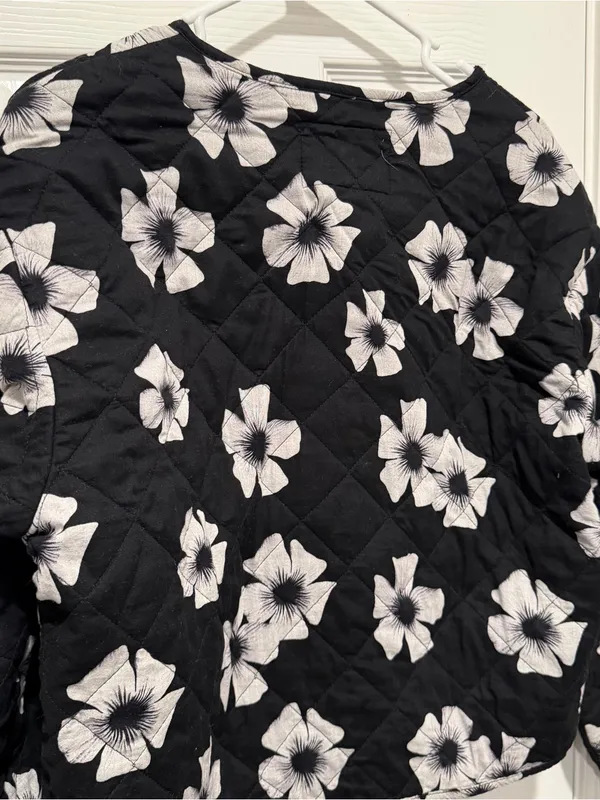 Scoop Floral Quilted Jacket L 12-14 Black White Cotton Button Front - Image 6