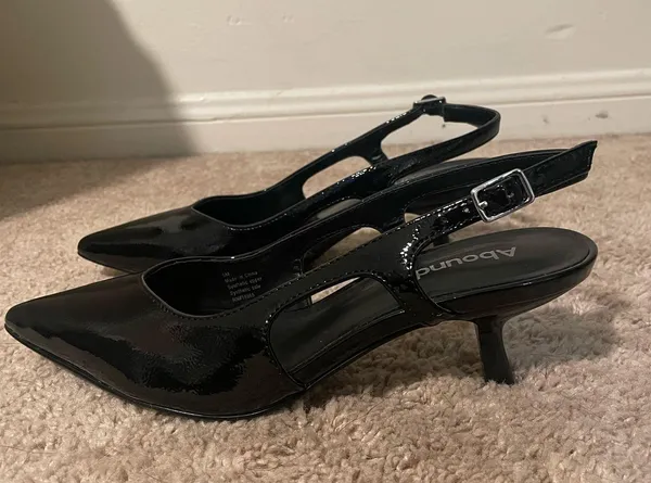 Small Heels Black Size 5 - Image 2